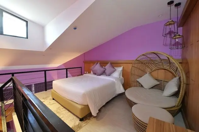 Jasmine Loft Room