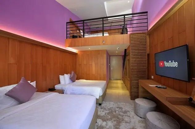 Jasmine Loft Room