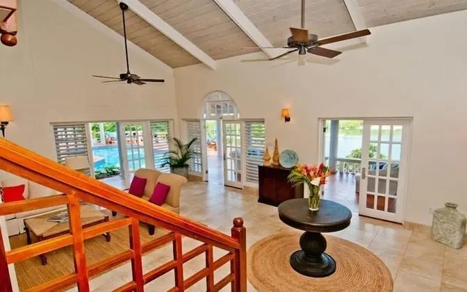Luxury Villa, 4 Yatak Odası, Danışma, Koy Manzaralı
