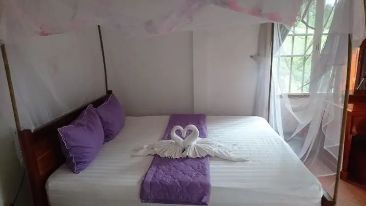 Deluxe Bungalov, Balkon, Bahçe Manzaralı