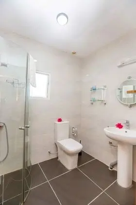 Deluxe Tek Büyük Yataklı Oda, 1 En Büyük (King) Boy Yatak, Deniz Manzaralı, Dağ Yamacı