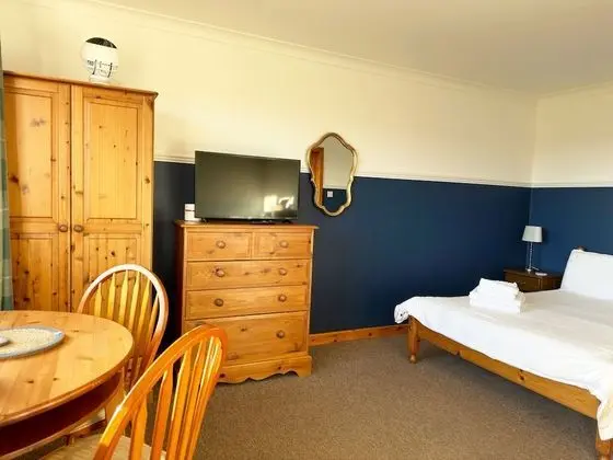 Chonzie Lodge