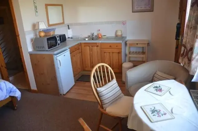 Chonzie Lodge