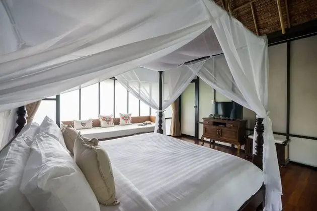 Villa Cottage
