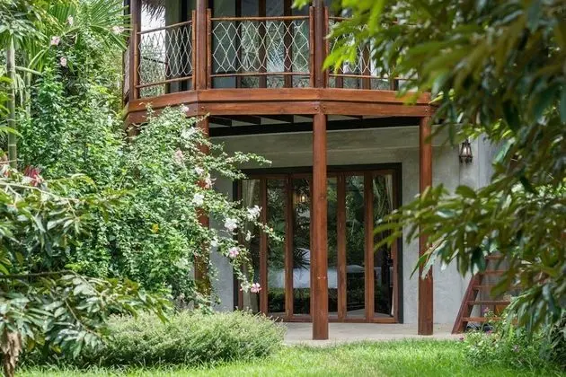 Villa Cottage