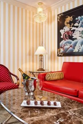 Süit, 1 En Büyük (King) Boy Yatak