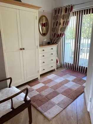 Tek Büyük Yataklı Oda, Banyolu/Duşlu (Malvern View)