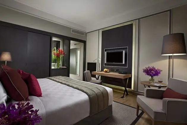 Premier Club King Room