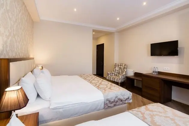 Deluxe Üç Kişilik Oda