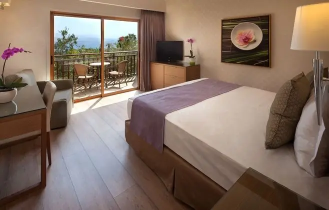The New Superior Siam Room