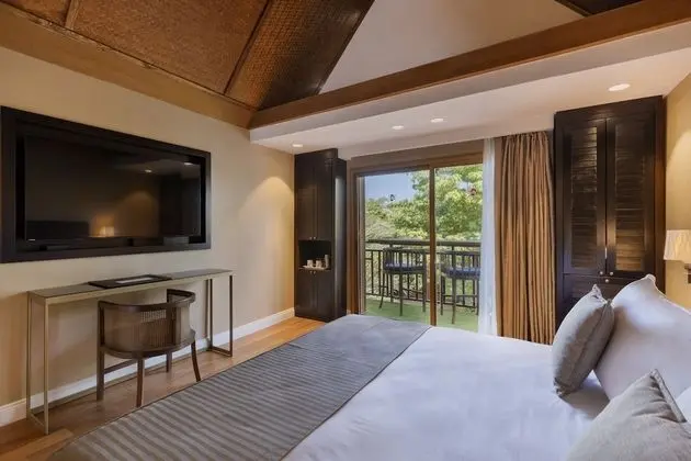 The New Superior Siam Room