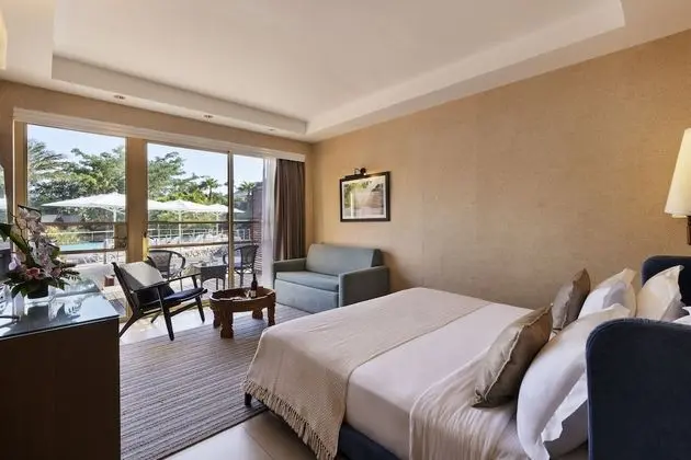 The New Superior Siam Room