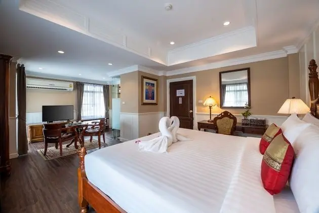 King Suite