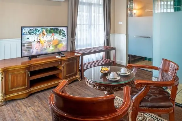 King Suite