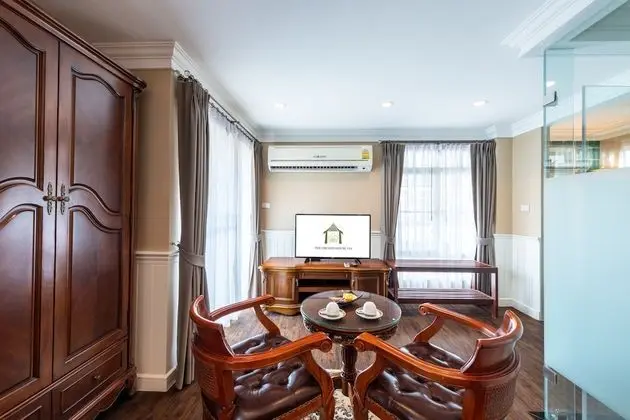 King Suite