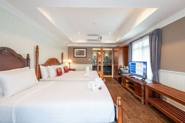 Triple Suite
