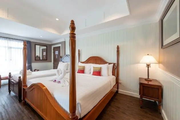 Triple Suite