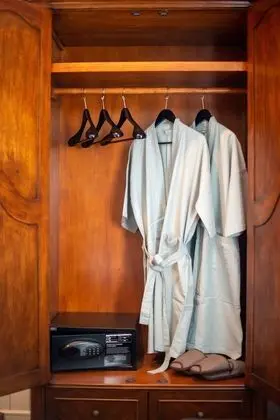 Triple Suite
