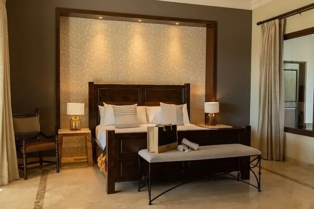 Deluxe Garden Suite King