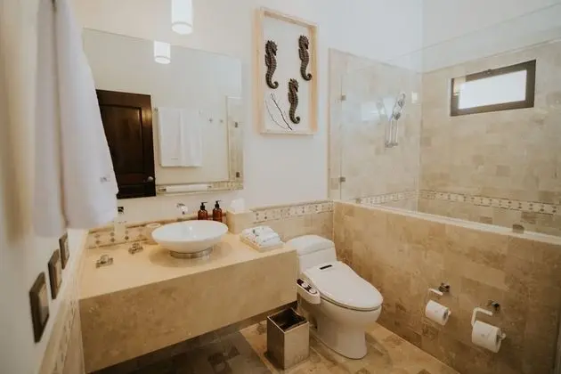 Deluxe Garden Suite King