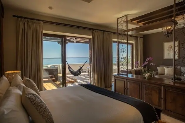 Master Ocean View Suite