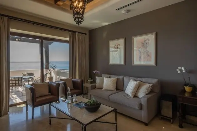 Master Ocean View Suite