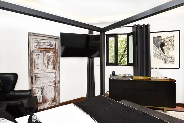 Master Suite, 1 King Bed, Bathtub