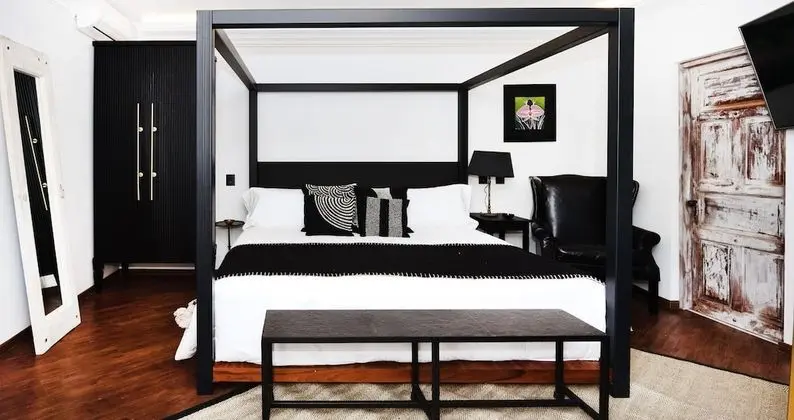 Master Suite, 1 King Bed, Bathtub