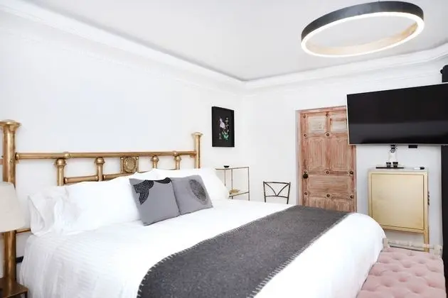 Master Suite, 1 King Bed, Bathtub