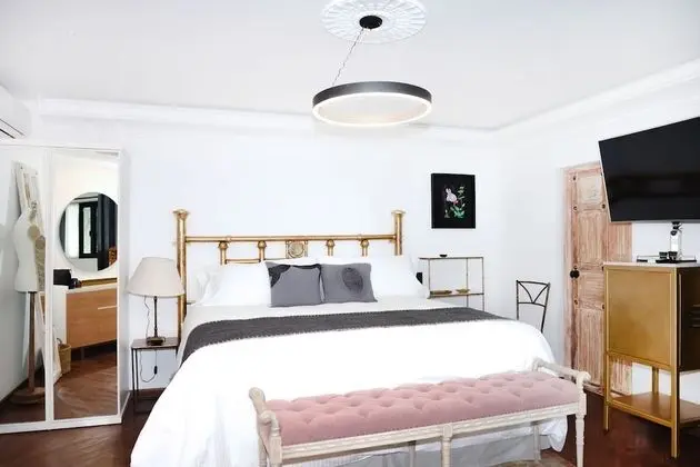 Master Suite, 1 King Bed, Bathtub