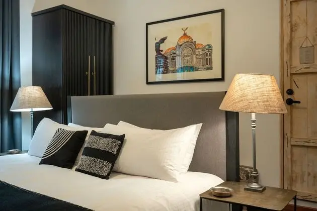Master Suite, 1 King Bed, Bathtub
