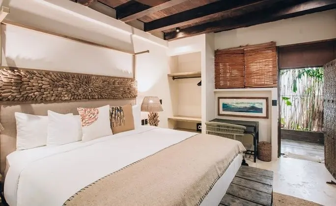 Garden Suite w/private bathtub