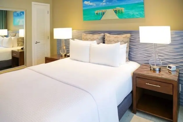 Deluxe ADA Queen Room