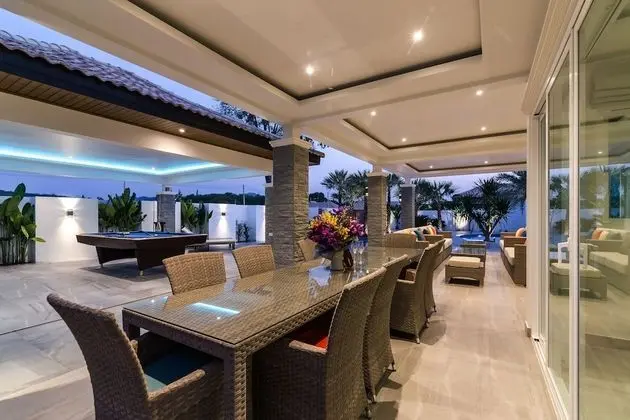 Grand Villa, 5 Yatak Odası, Sigara İçilmez, Mutfak