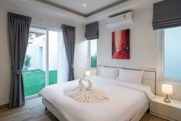3-Bedroom Private Pool Villa
