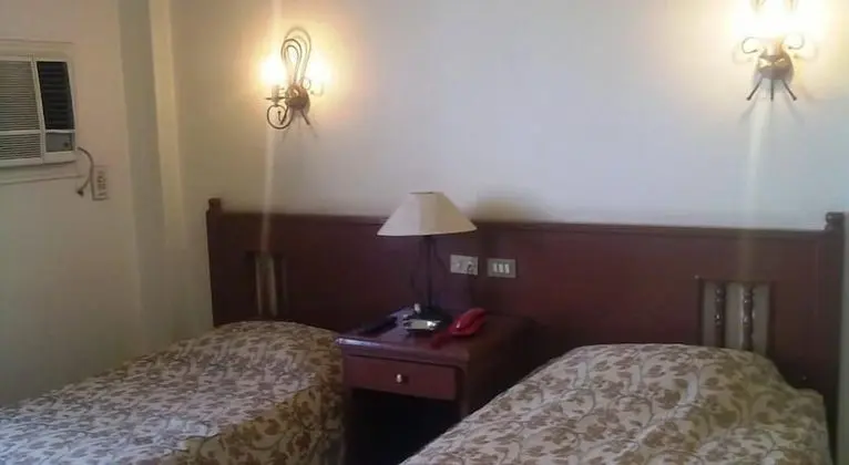 Tek Büyük veya İki Ayrı Yataklı Oda, Şehir Manzaralı (With Extra Bed)