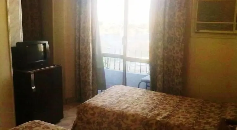 Tek Büyük veya İki Ayrı Yataklı Oda, Şehir Manzaralı (With Extra Bed)
