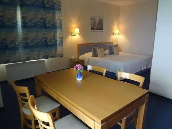 Deluxe Stüdyo, Deniz Manzaralı