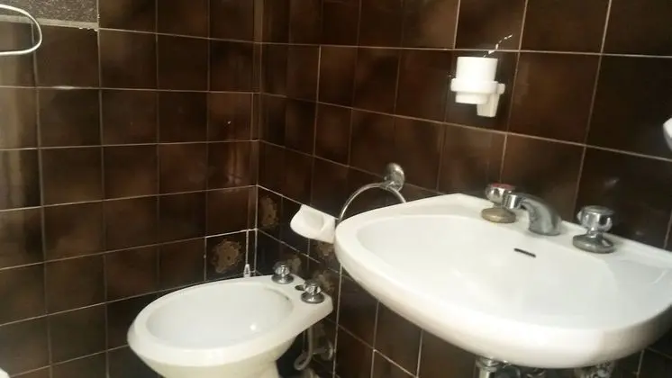 Economy Tek Büyük veya İki Ayrı Yataklı Oda