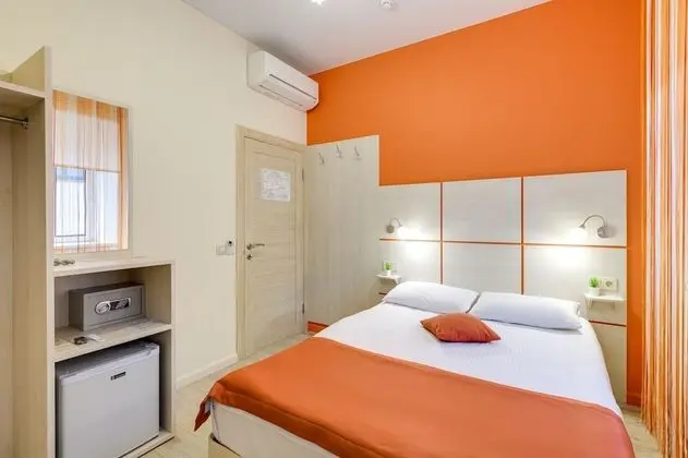 Standard Tek Büyük Yataklı Oda