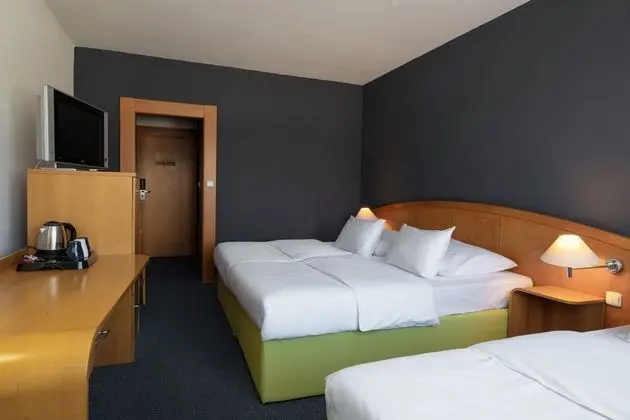 Double room with Extra bed