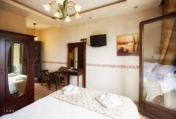 Tek Büyük Yataklı Oda, 1 Büyük (Queen) Boy Yatak