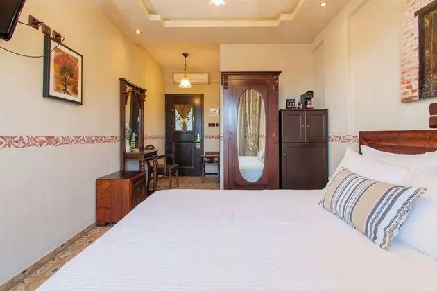 Tek Büyük Yataklı Oda, 1 Büyük (Queen) Boy Yatak