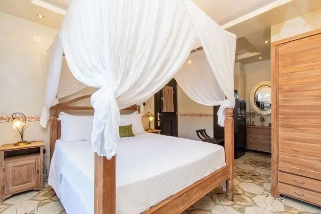 Tek Büyük Yataklı Oda, 1 Büyük (Queen) Boy Yatak