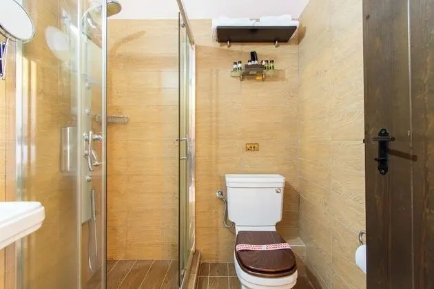 Tek Büyük Yataklı Oda, 1 Büyük (Queen) Boy Yatak