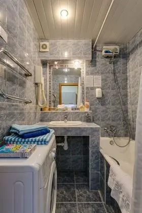 Economy Üç Kişilik Oda, Ortak Banyo