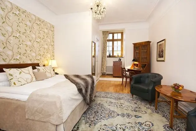 Double Room Castle (king size bed)