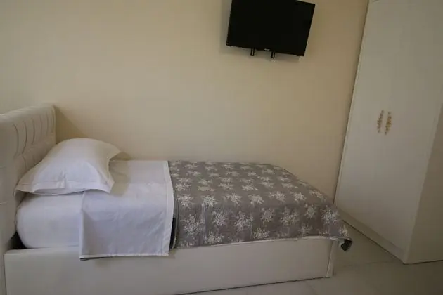 Economy Üç Kişilik Oda