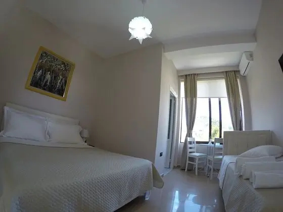 Üç Kişilik Oda, Dağ Manzaralı