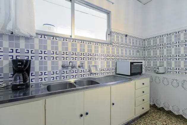 Traditional Apart Daire, Deniz Manzaralı